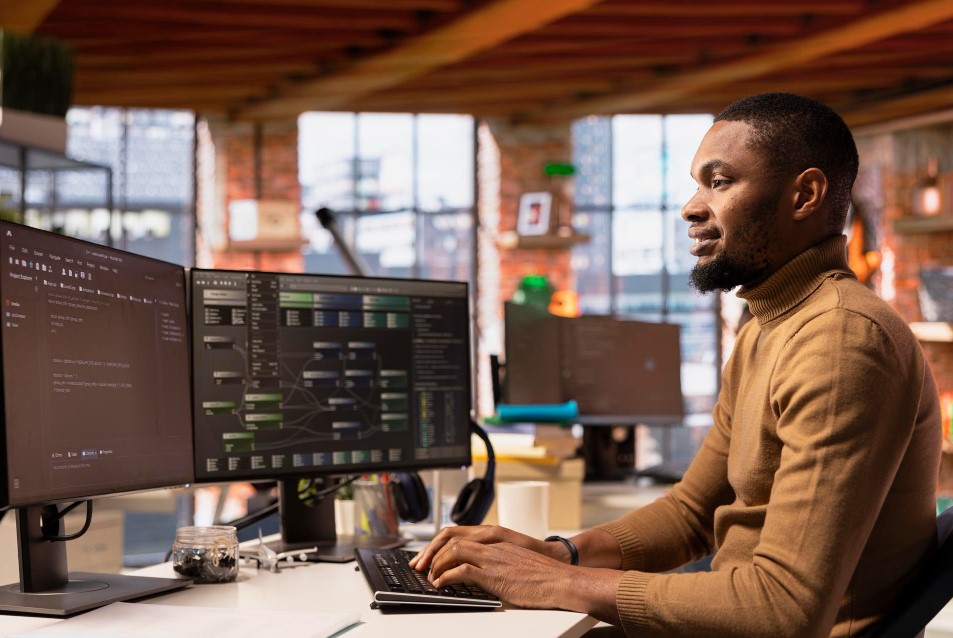 Custom Software Development for SMEs | DelonApps